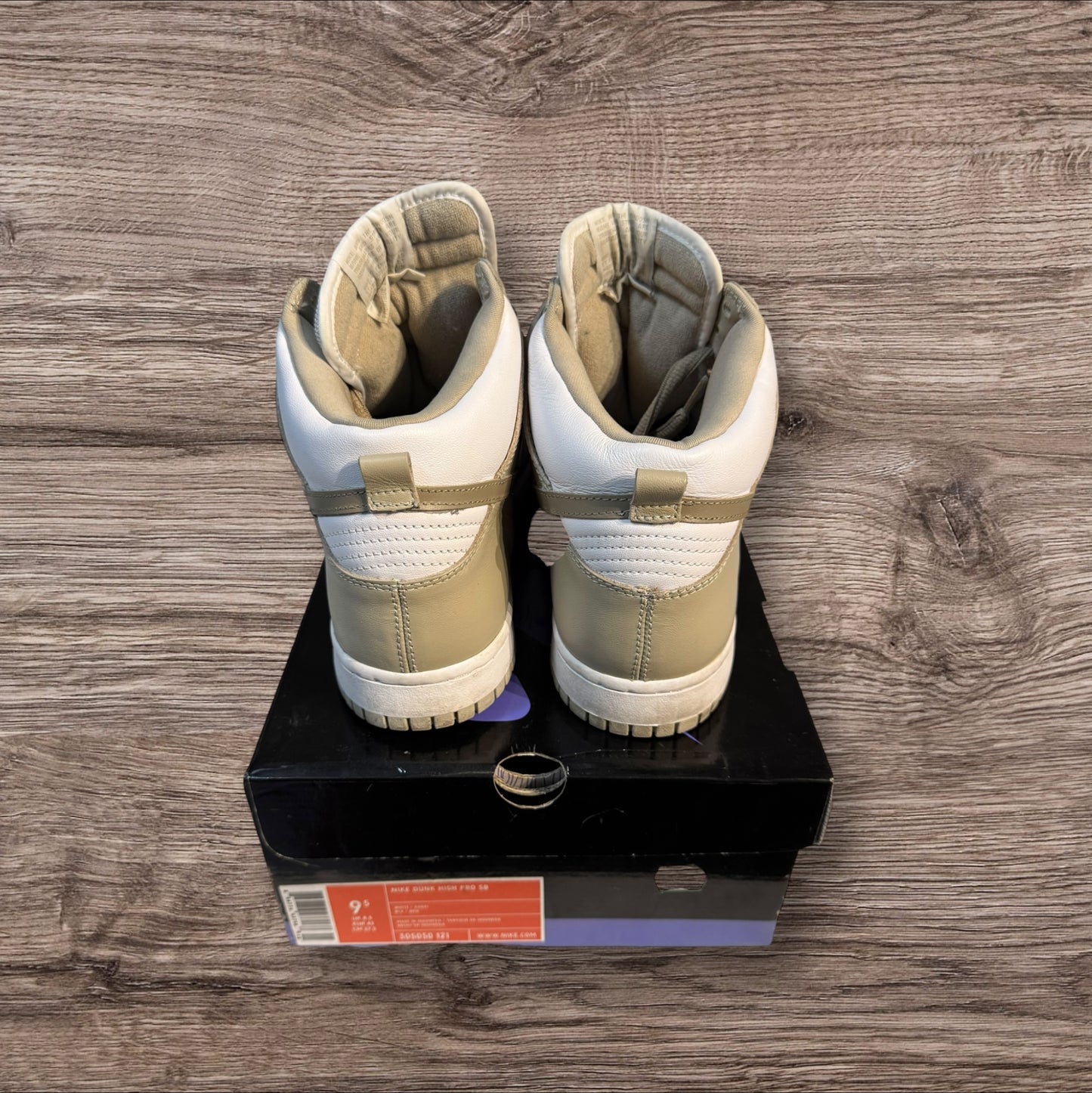 Nike SB High Khaki Size 9.5 (305050 121)