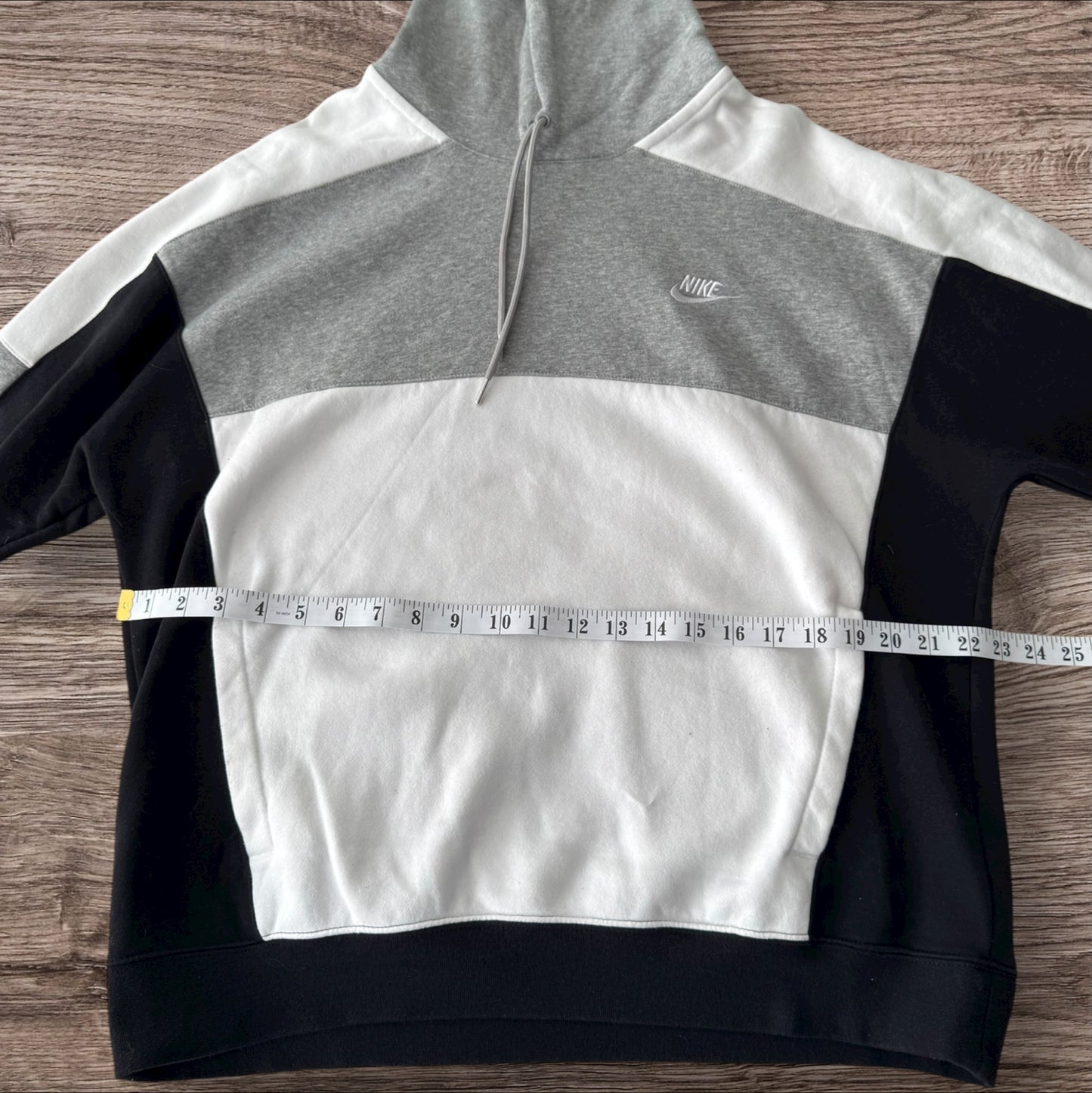 Nike Black/Grey Club Fleece Sweater Size L