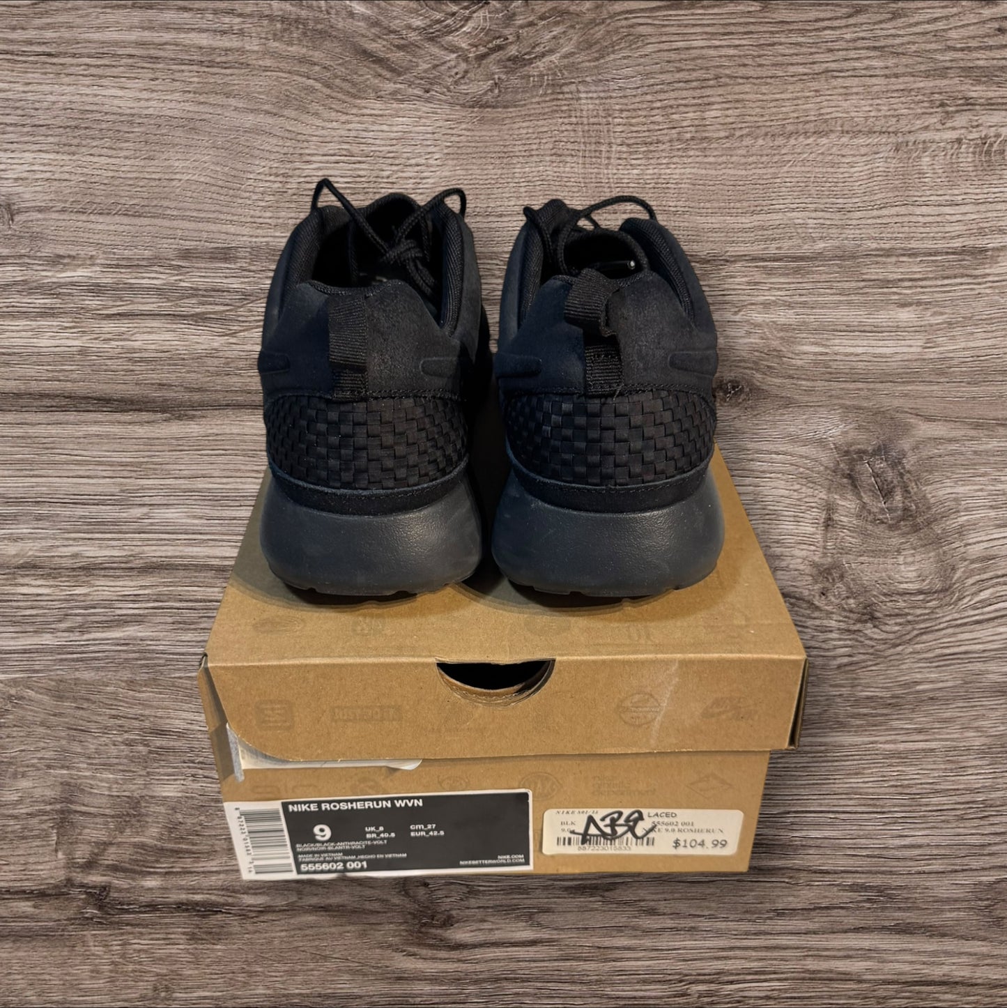 Nike Rosherun Wvn Black Size 9 (555602 001)