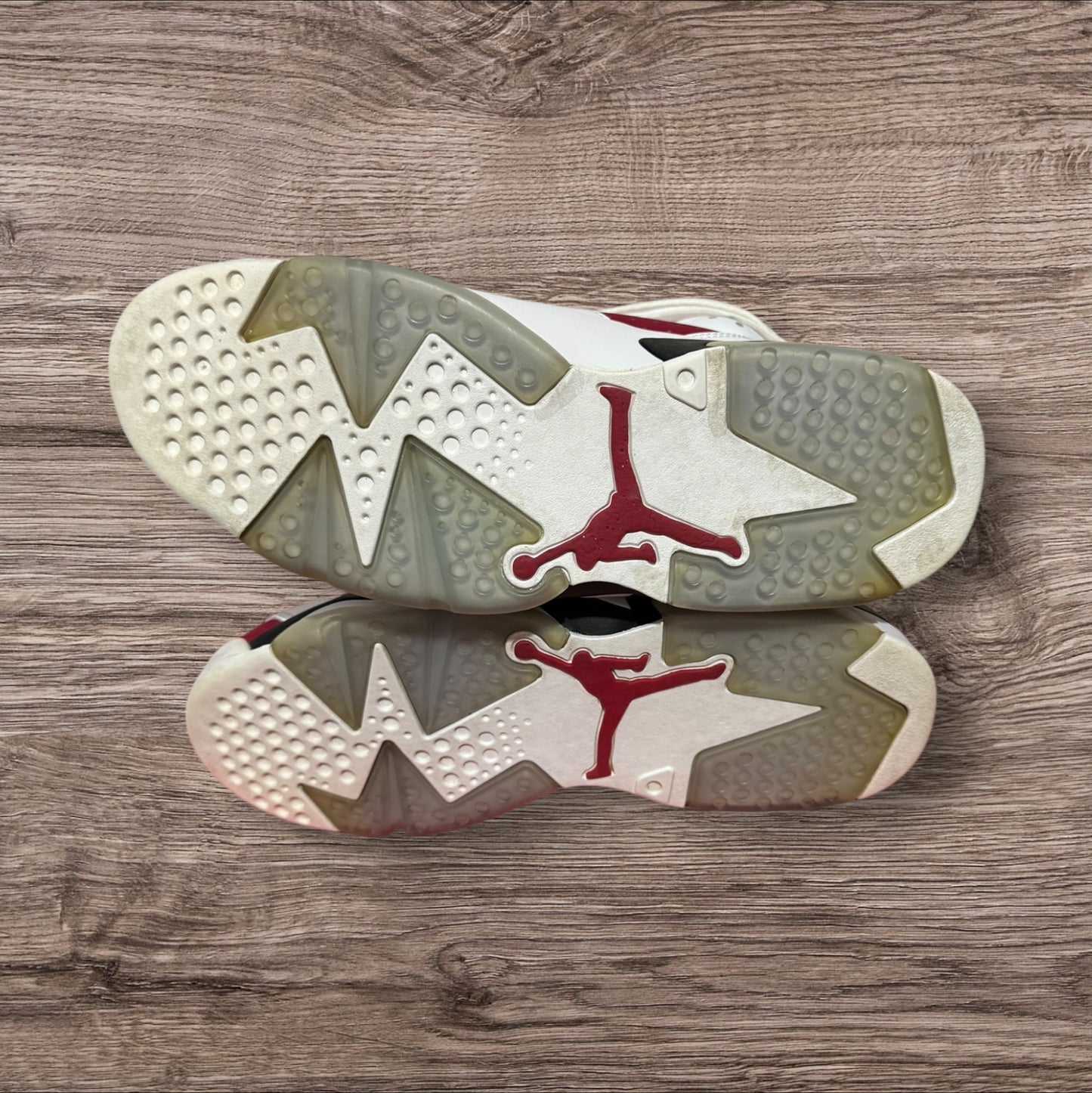 Jordan 6 Carmine Size 9 (No Box 384664-160)