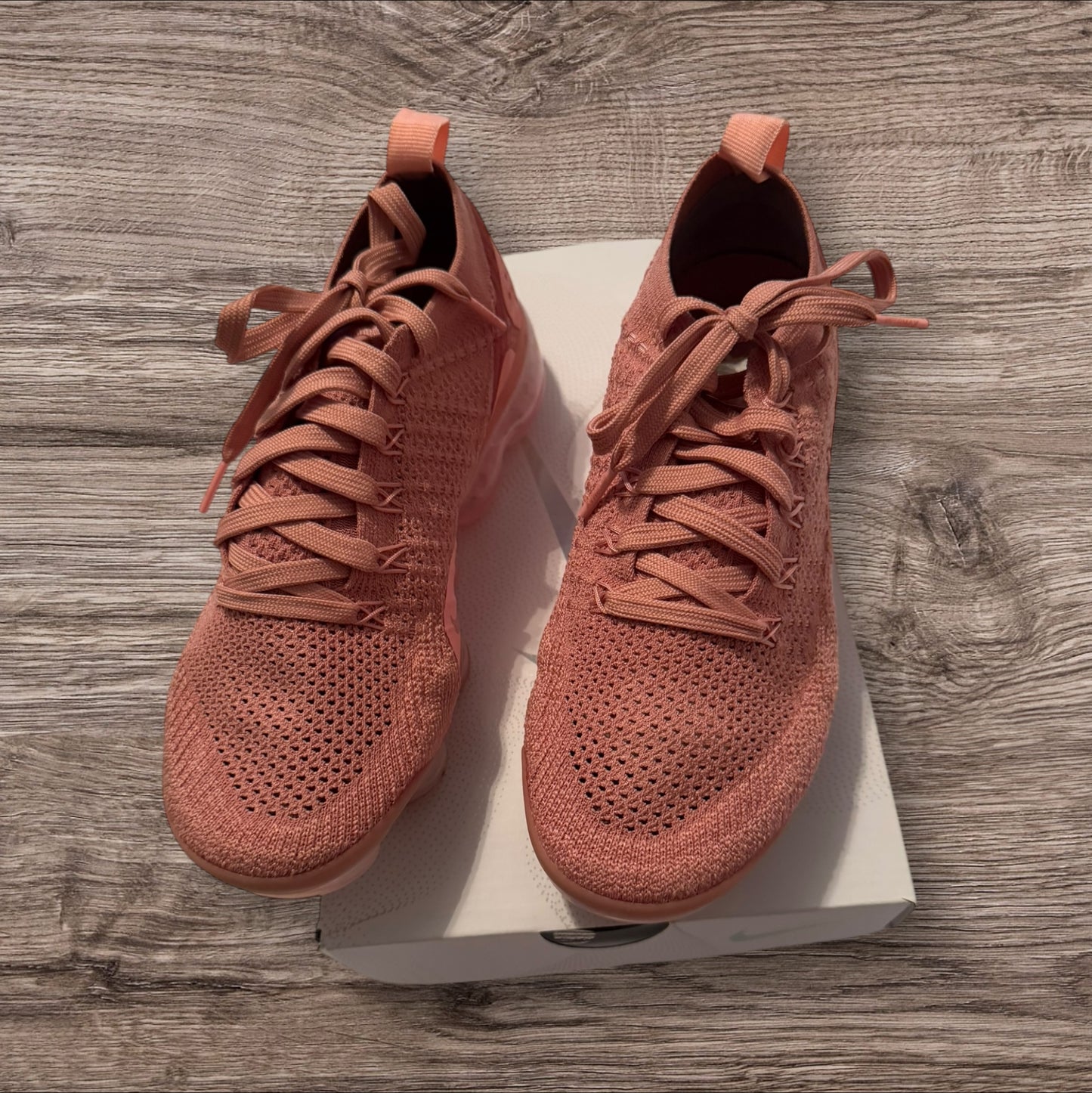 Woman Nike Vapormax Plus Flyknit 2 Pink Size 7 (942843 600)