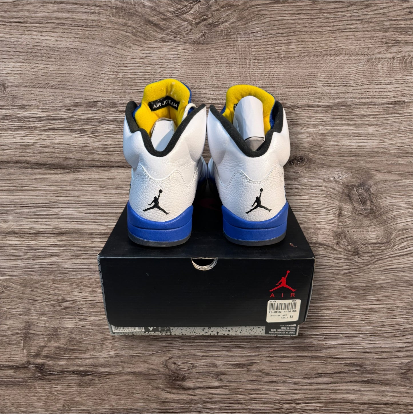 Jordan 5 Laney Size 9.5 (136027 189)