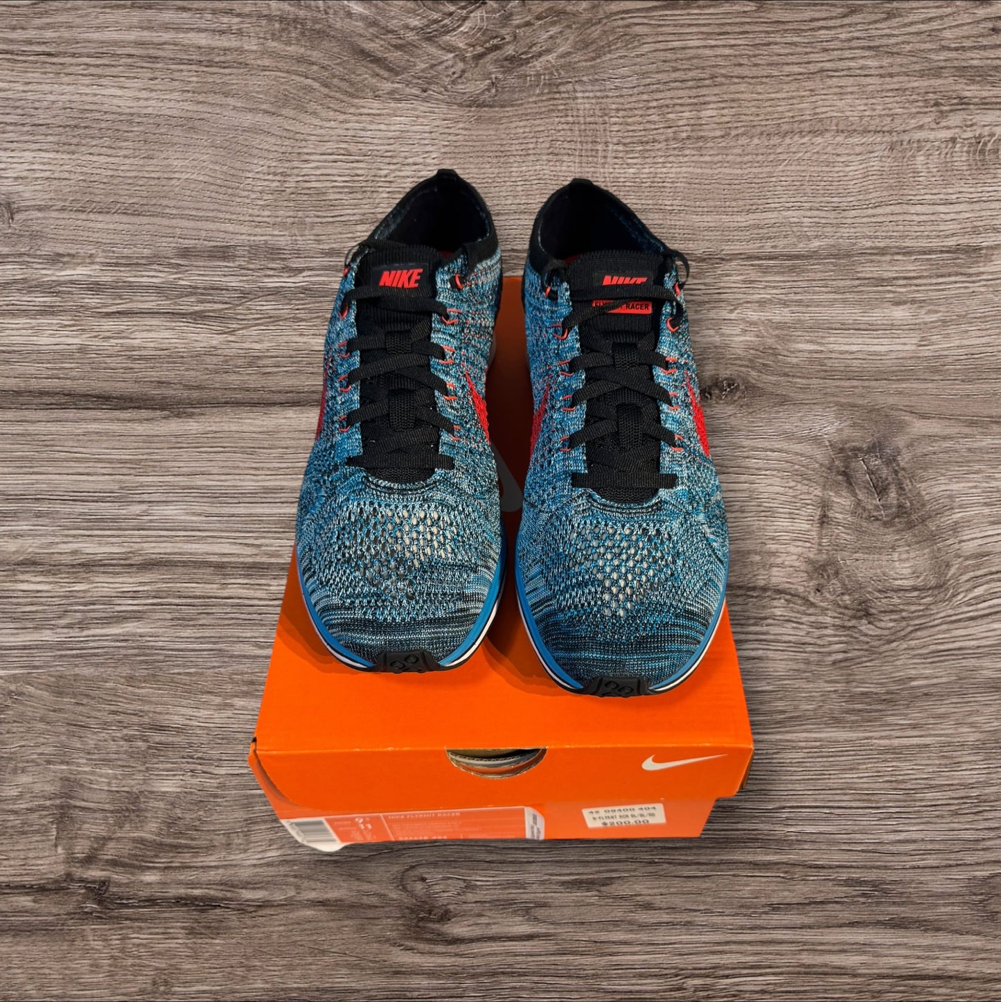 Nike Flyknit Racer Neo Size 9.5 (526628 404)