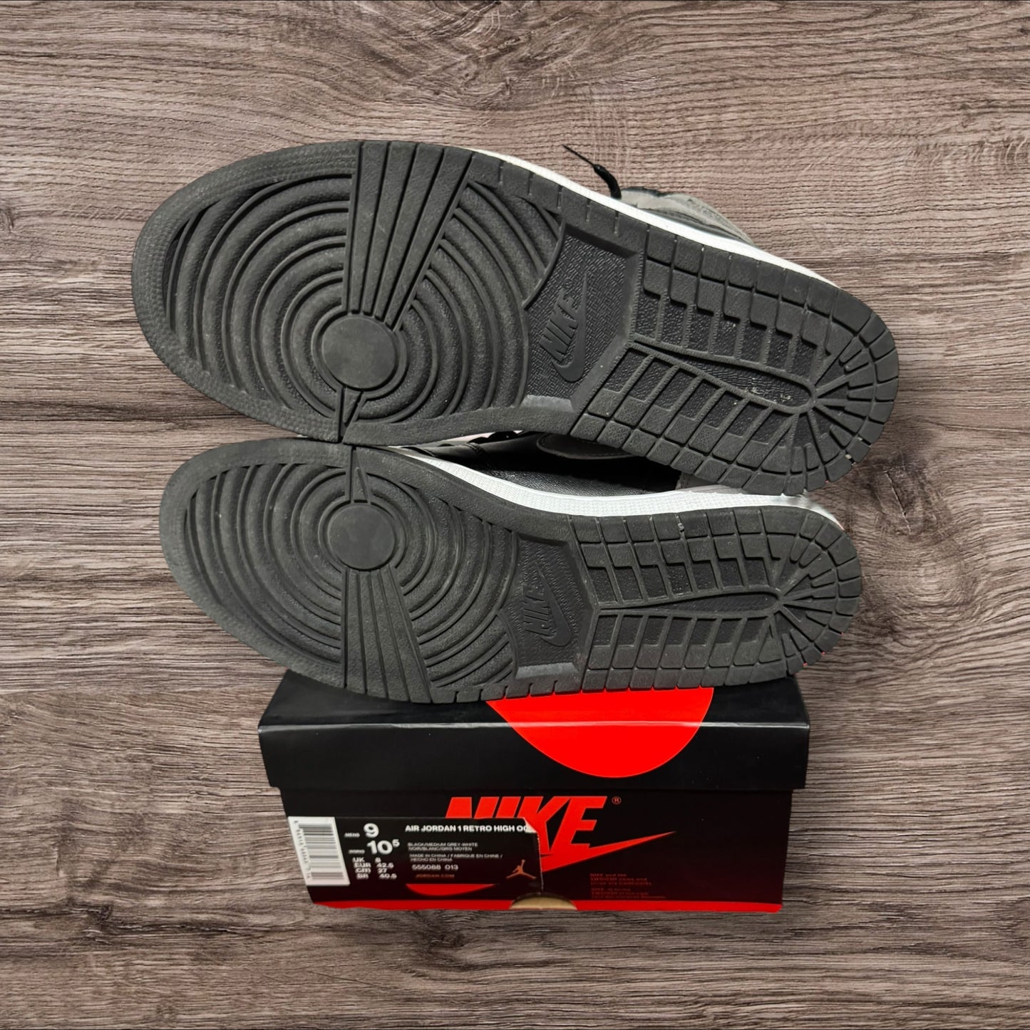 Jordan 1 Shadow Size 9 (555088 013)