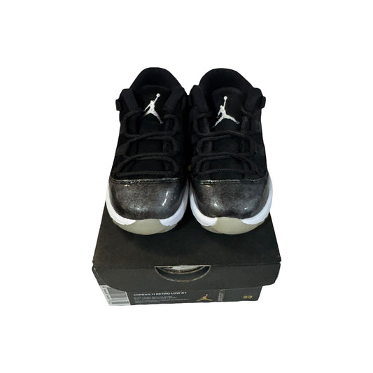 DS Infant Jordan 11 Low Metallic Silver Size 8c (505836 010)