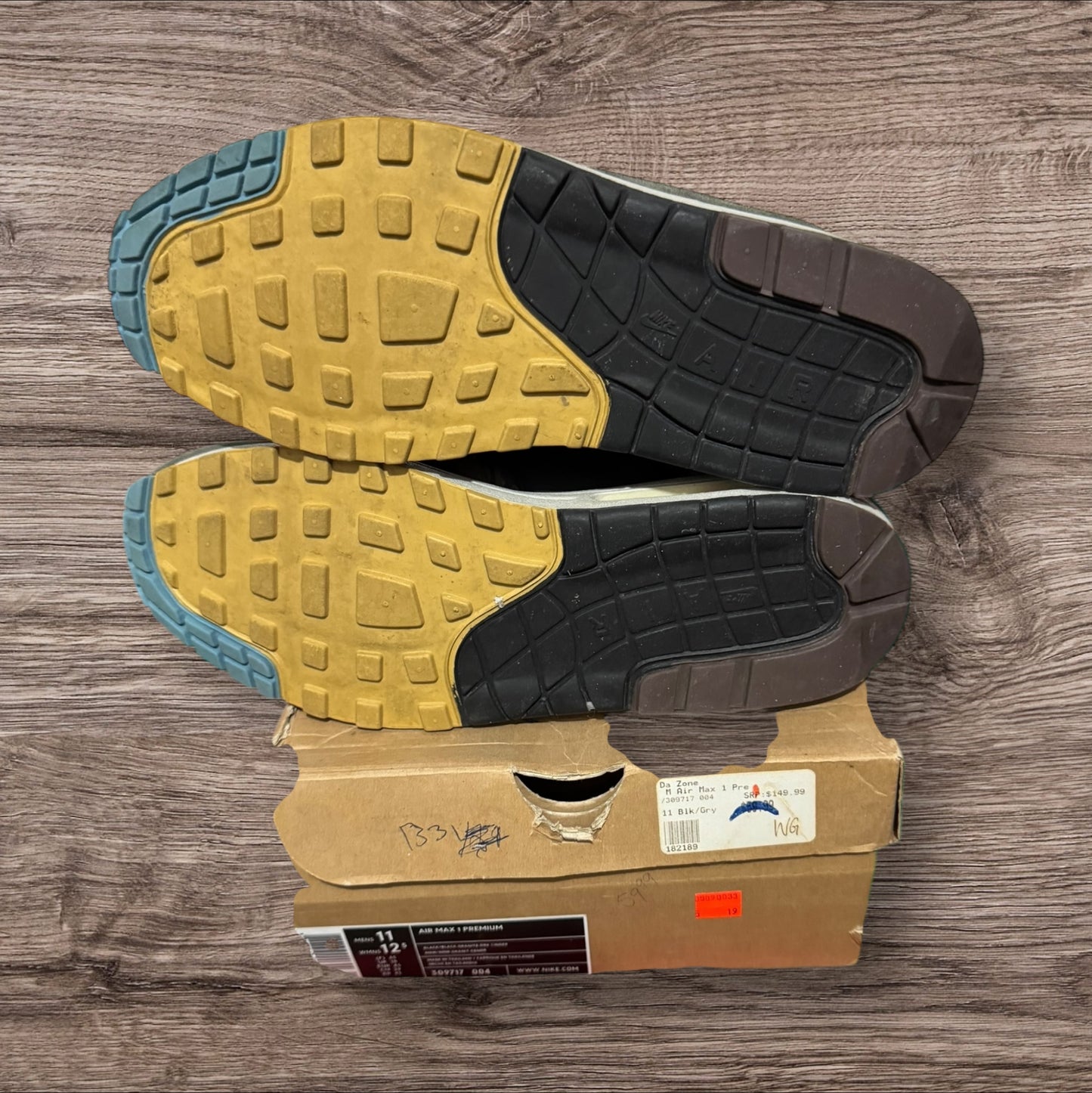 Nike Air Max 1 Premium Eskimo Size 11 (309717 004)
