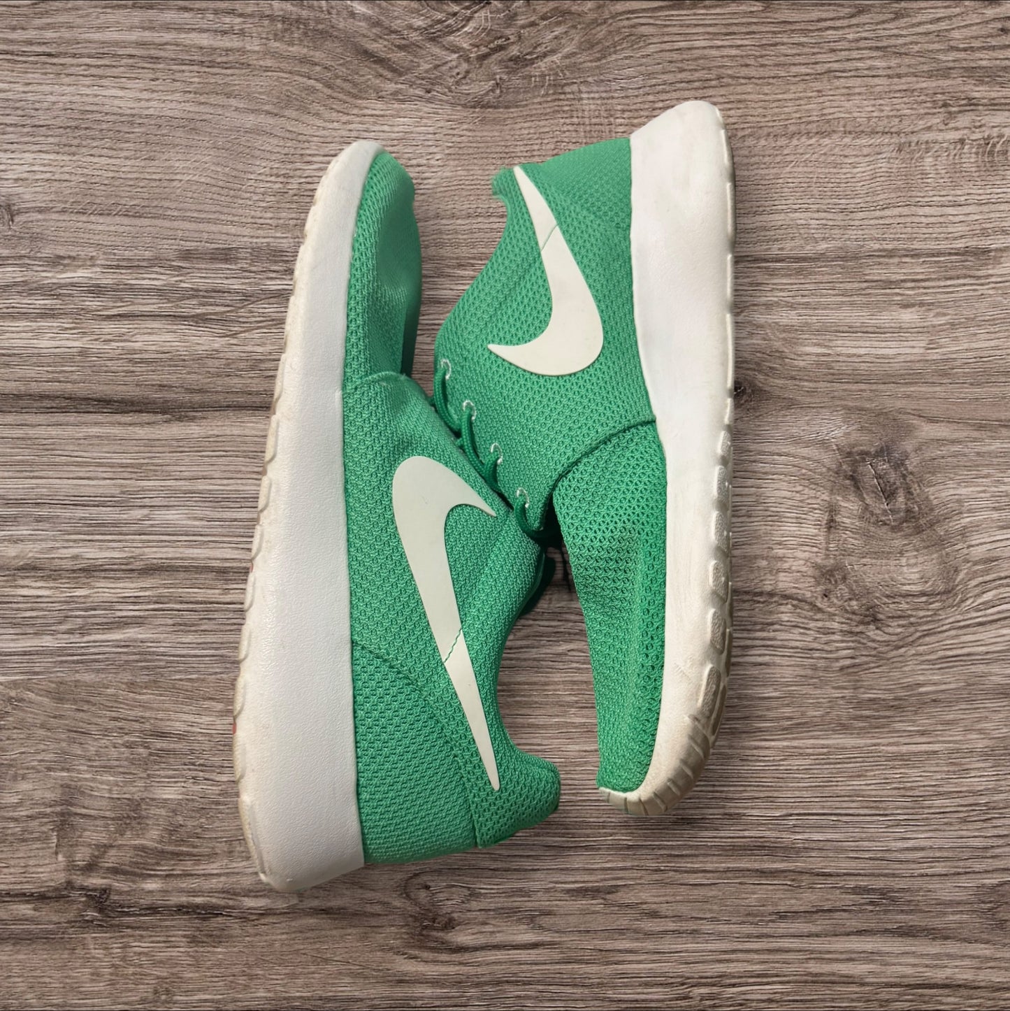 Nike Roshe Gamma Green Size 9.5 (No Box 511881-310)