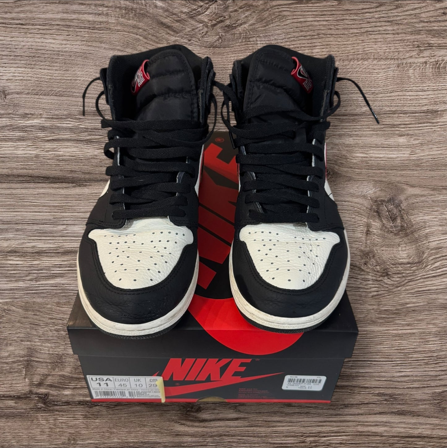 Jordan 1 High Sports Illustrated Size 11 (555088 015)