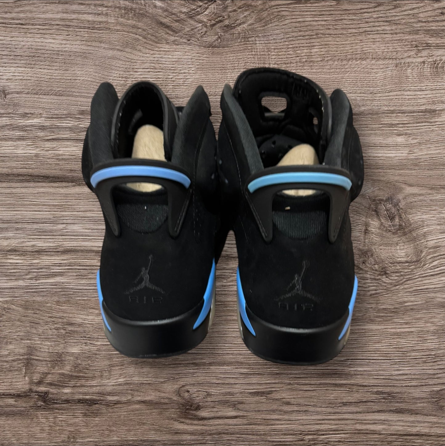 Jordan 6 UNC Size 10.5 (384664 006)