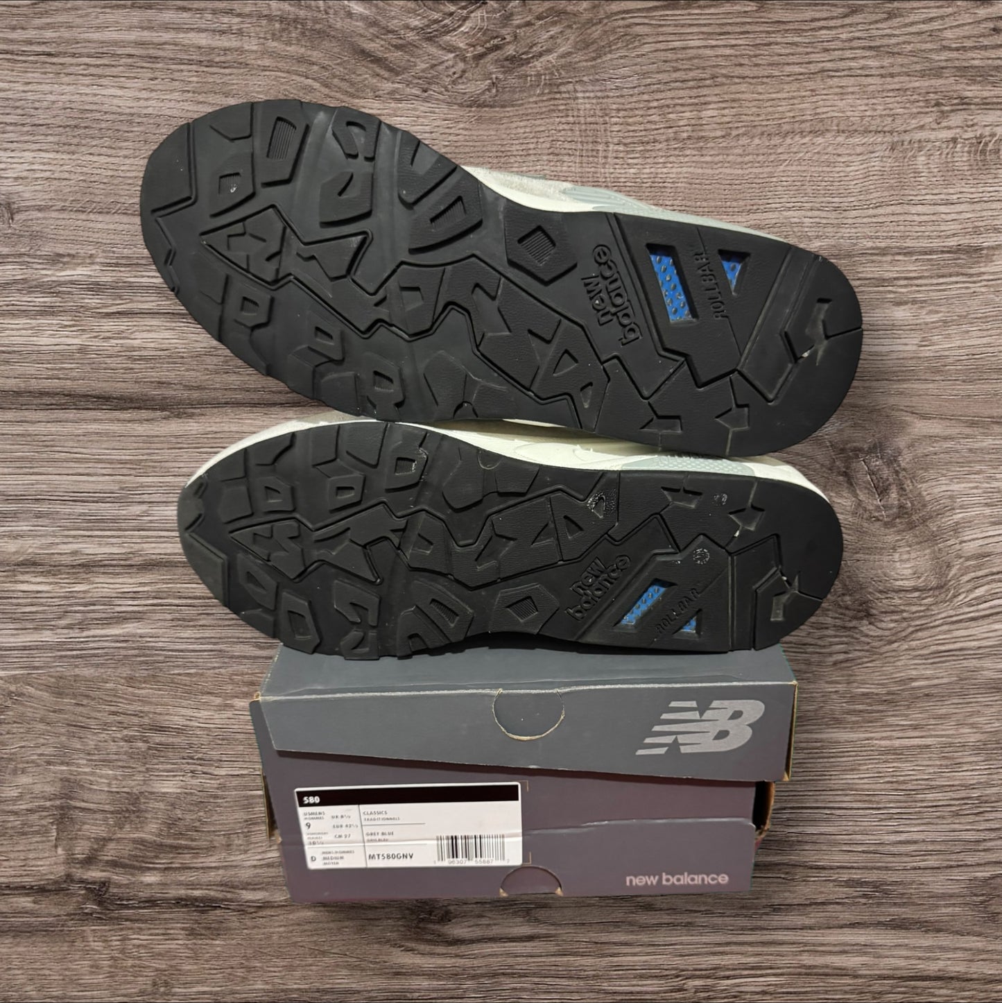 New Balance 580 Nimbus Cloud Size 9 (MT580GNV)