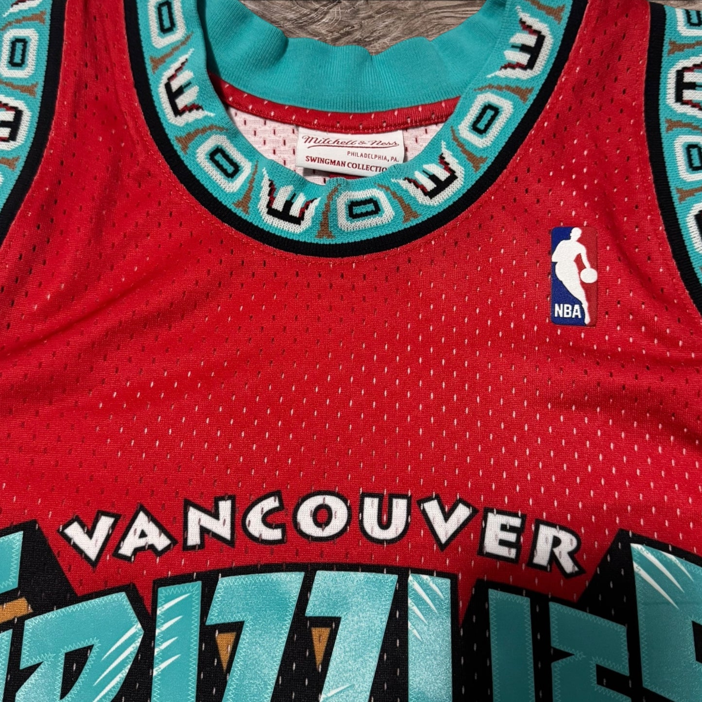 Mitchell & Ness Vancouver Grizzlies Mike Bibby Jersey Size Large