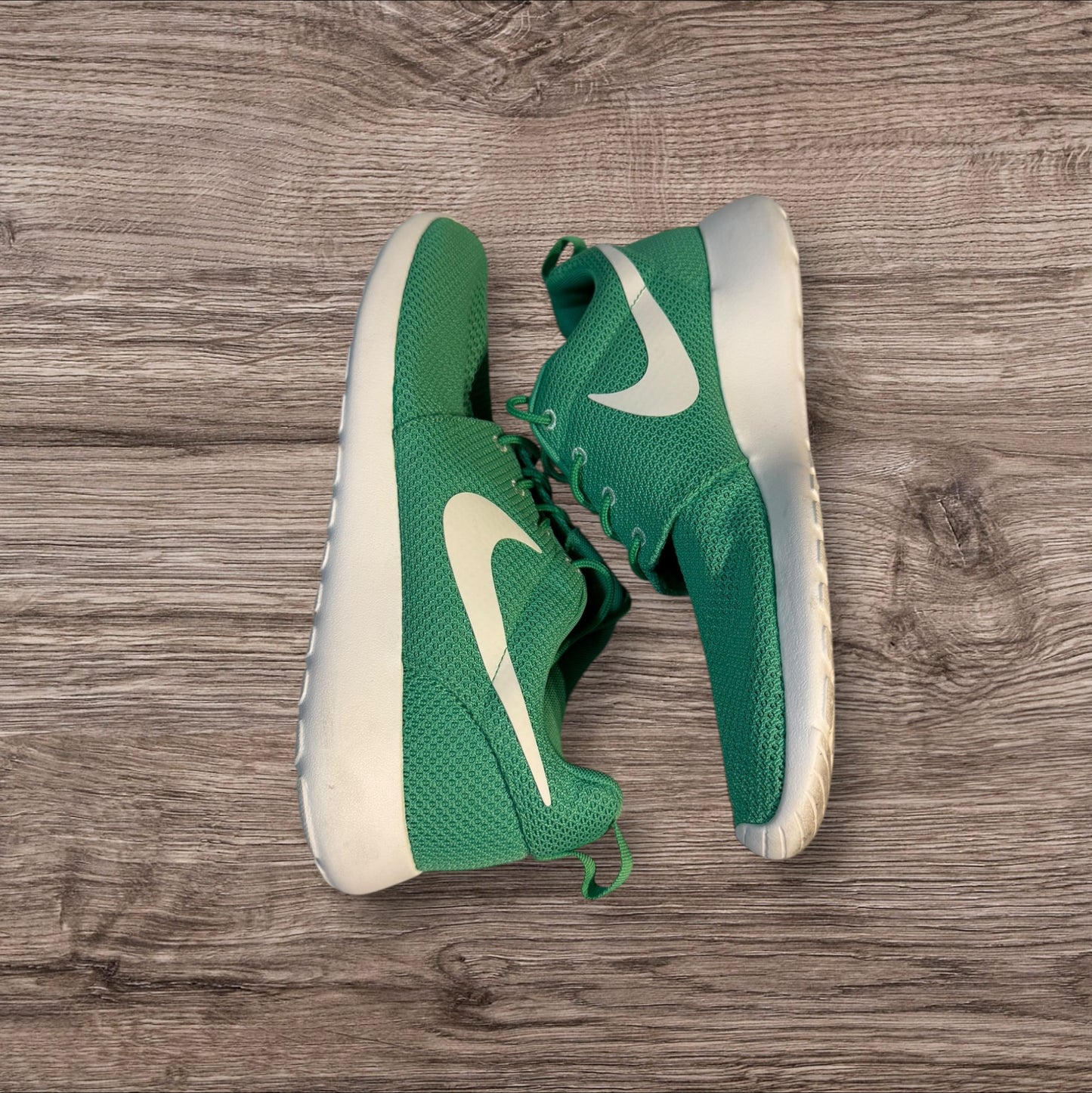 Nike Rosherun Gamma Size 9