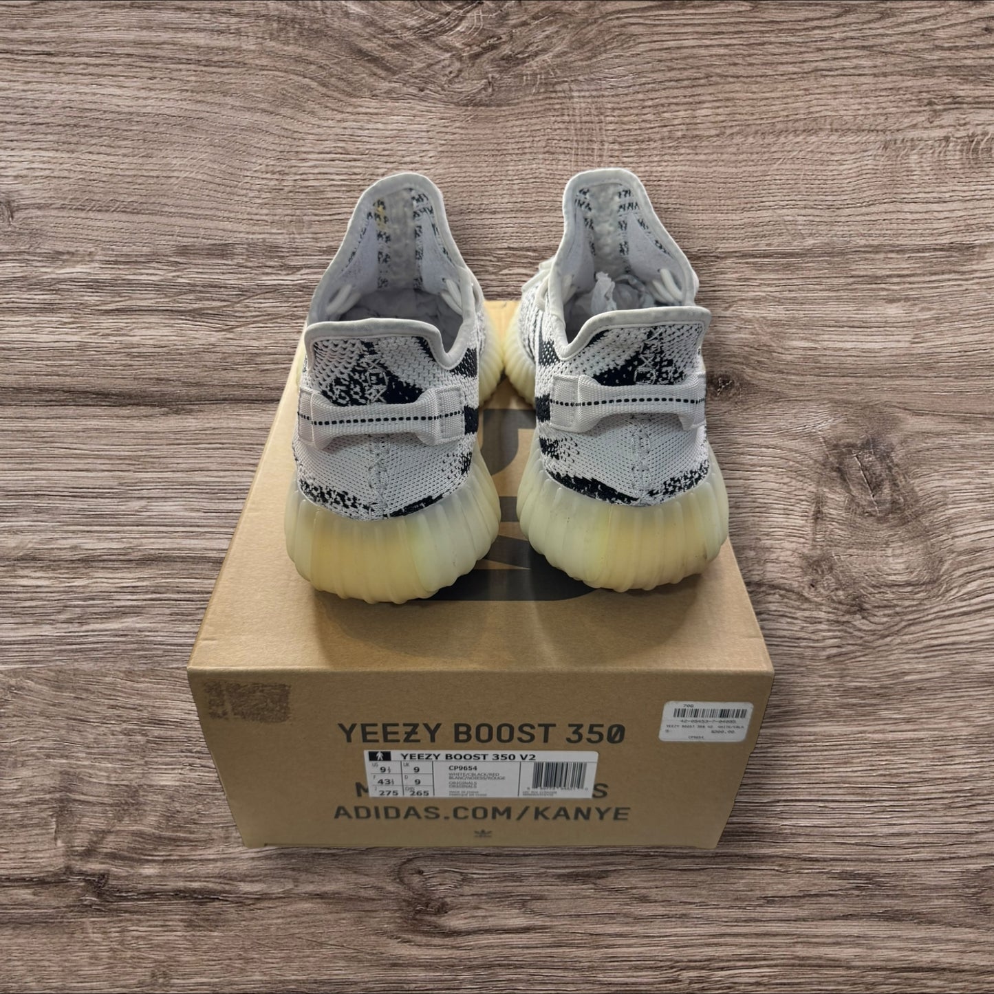Adidas Yeezy 350 V2 Zebra Size 9.5 (CP9654)