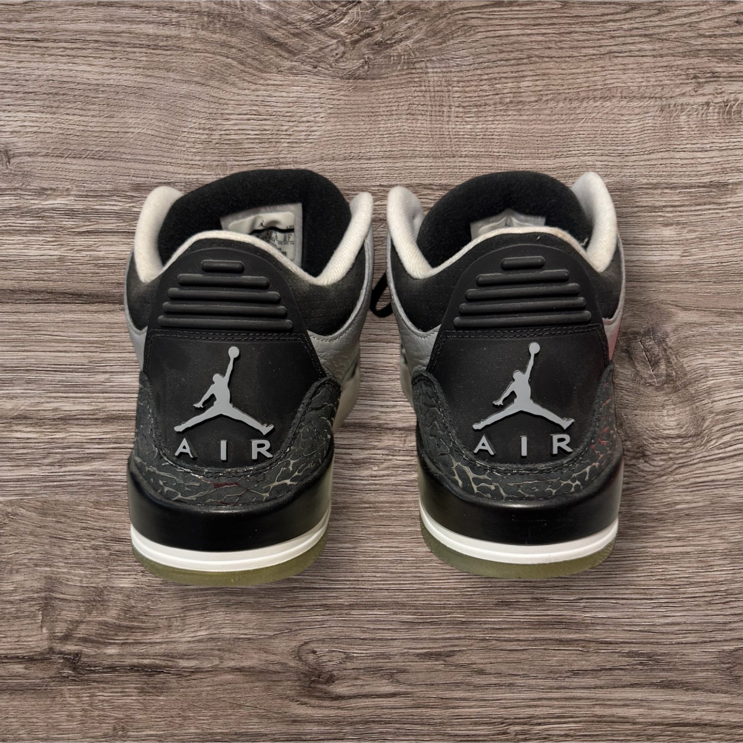 Jordan 3 Wolf Grey No Box Size 9 (No Box, Never Worn 136064-004)