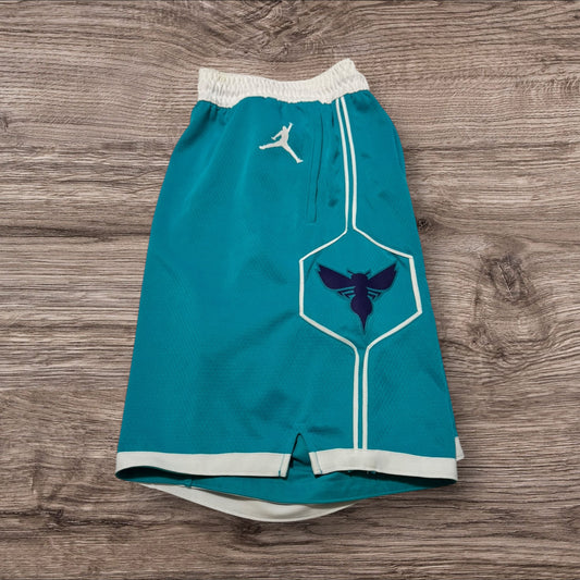 Jordan NBA Charlotte Hornets Shorts Size Large