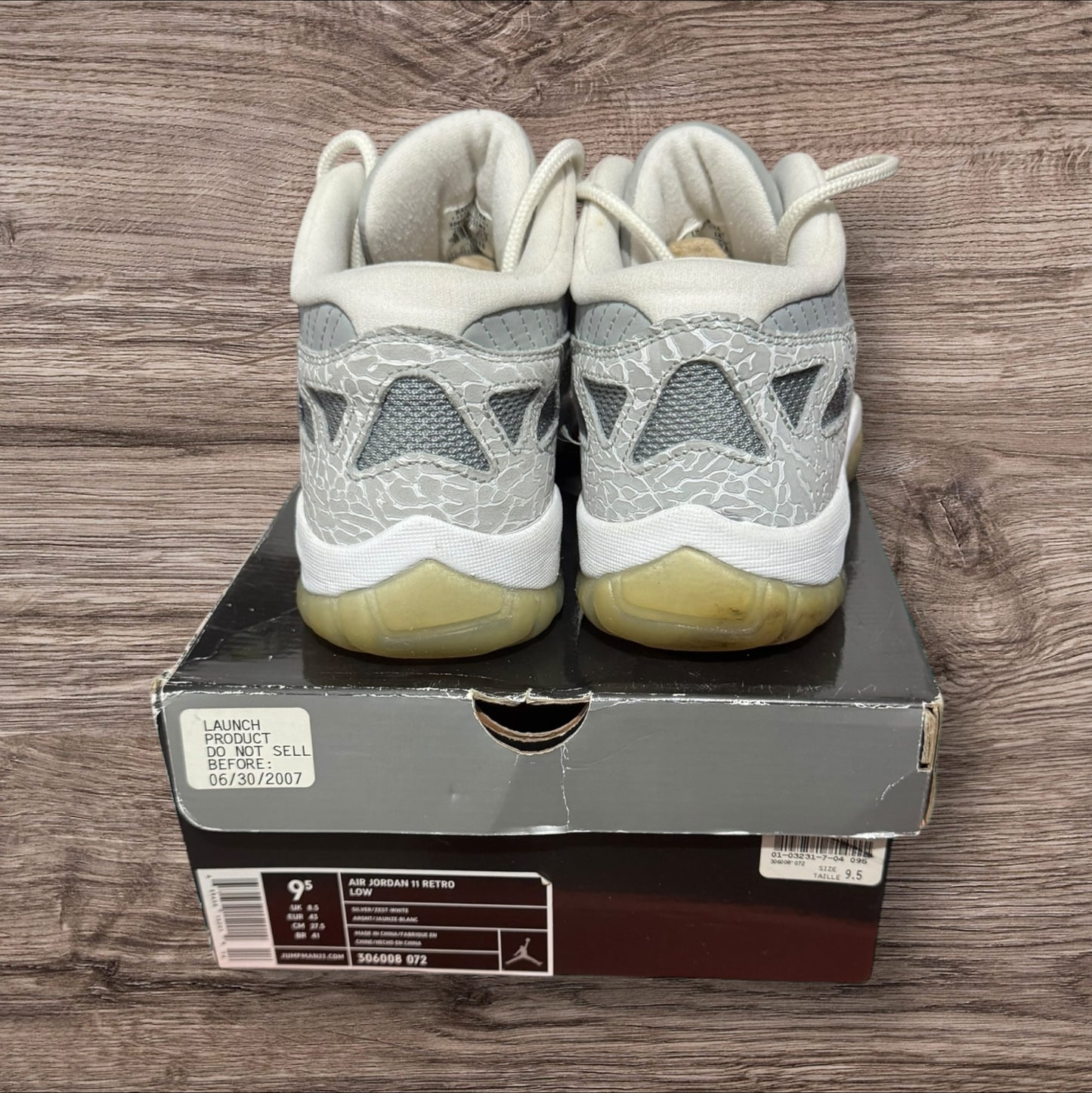 Jordan 11 Low IE Silver Zest Size 9.5 (306008 072)