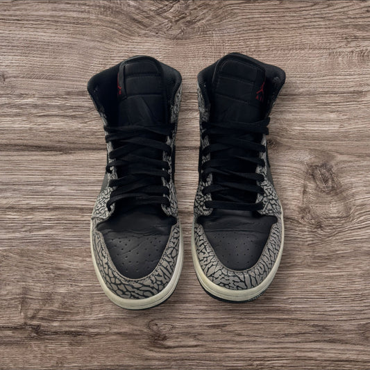 Jordan 1 Un-Supreme Size 9 (839115-013)