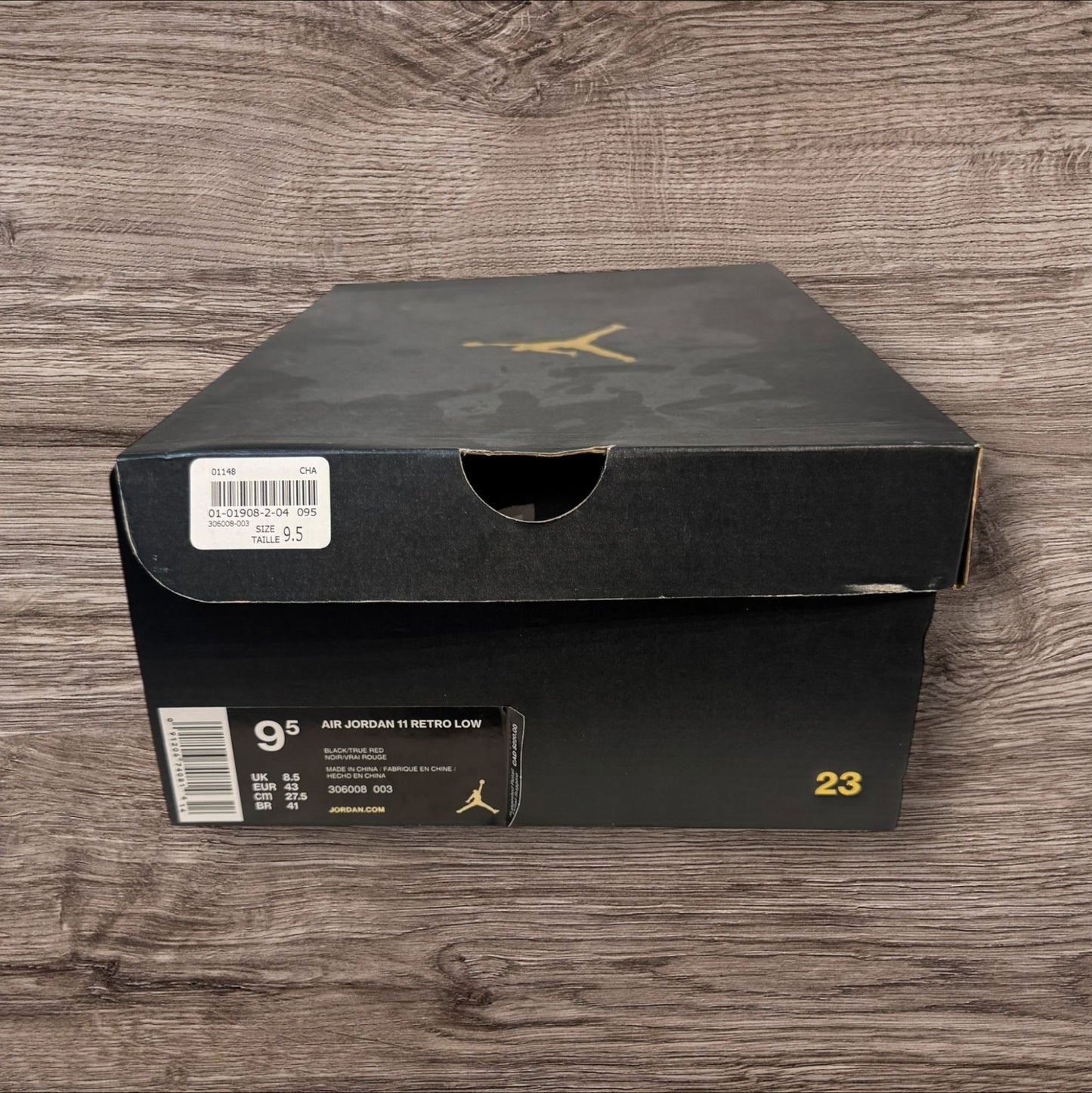 Jordan 11 Low IE Referee Size 9.5 (306008 003)