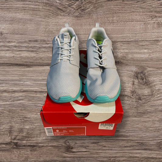 DS Nike Rosherun Calypso Size 9 (511881 013)