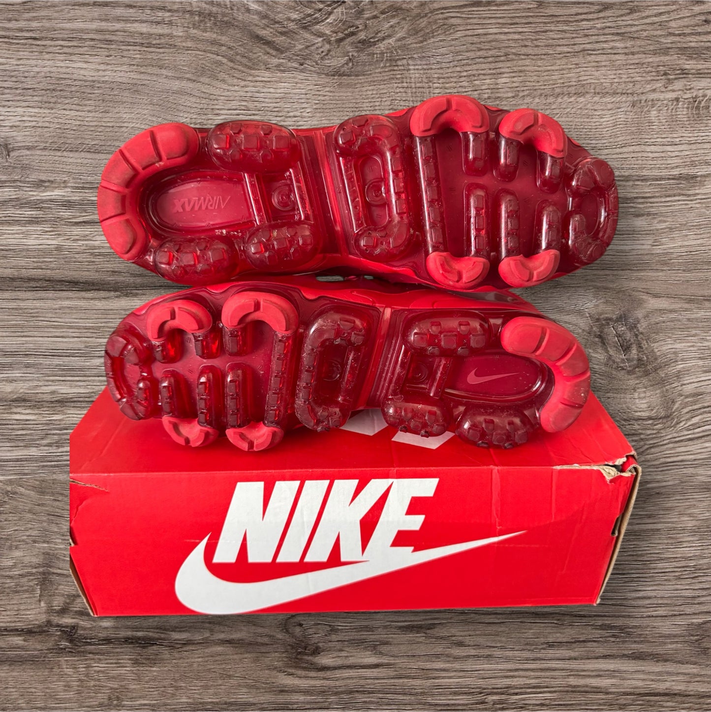 Nike Vapormax Plus Triple Red Size 10.5 (CW6973 600)