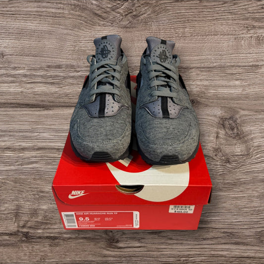 Nike Huarache Cool Grey Size 9.5 (749659 002)