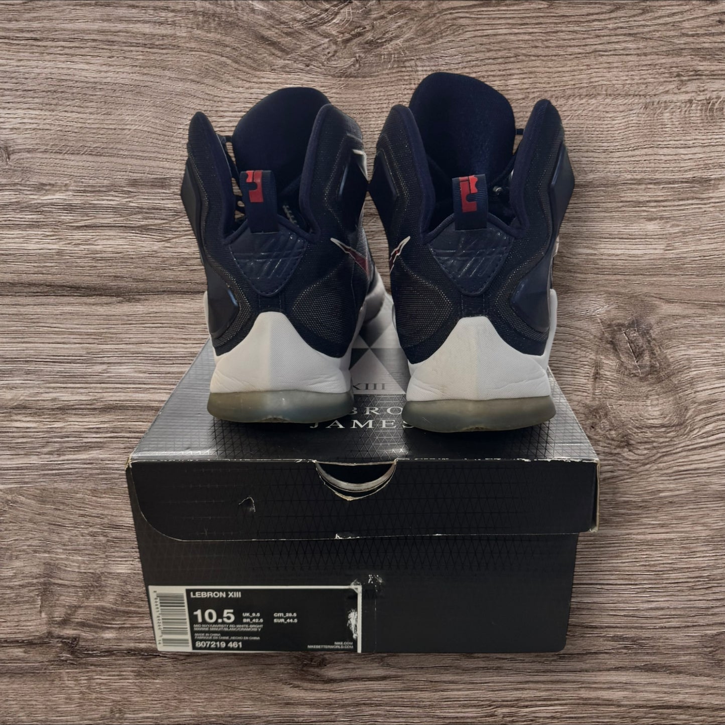 Nike LeBron 13 Midnight Navy Size 10.5 (807219-461)