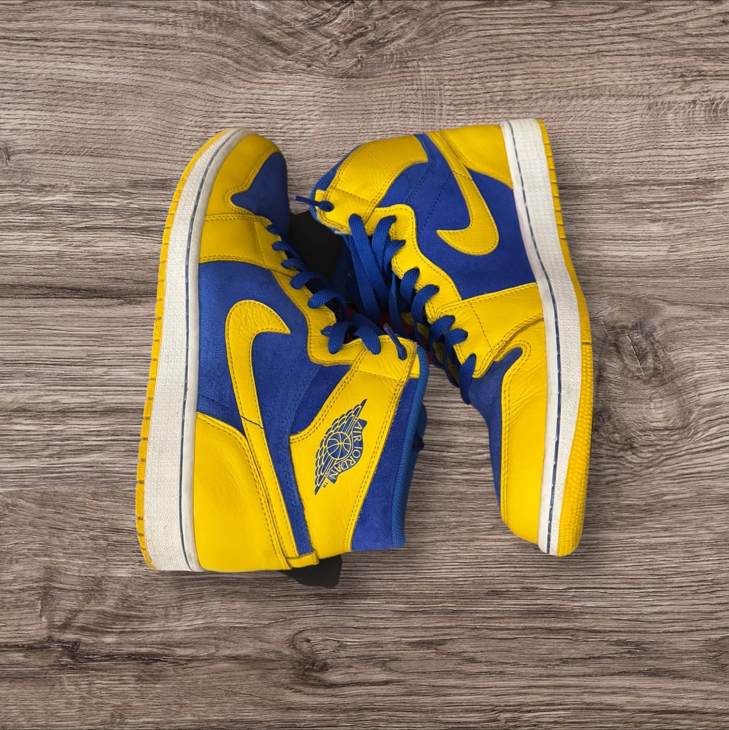 Jordan 1 High Laney Size 11 (555088 707)