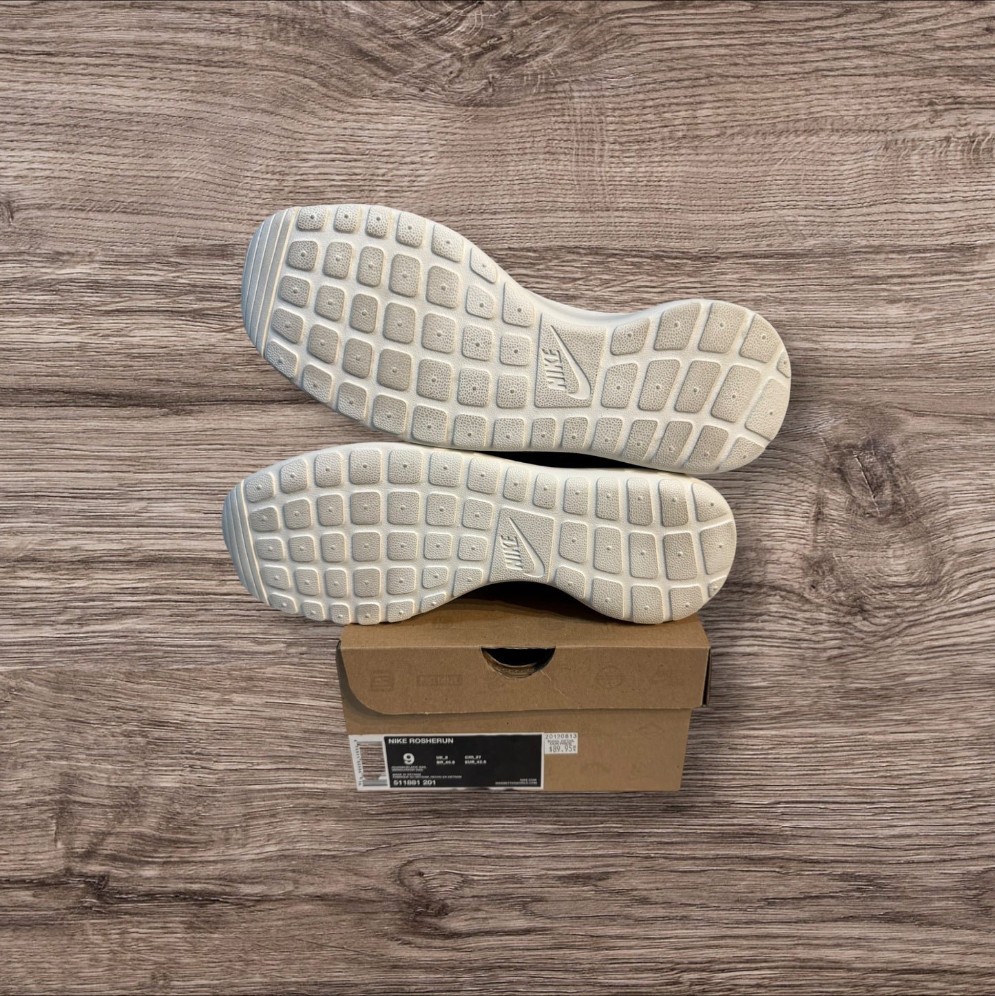 Nike Rosherun Iguana Size 9 (511881 201)