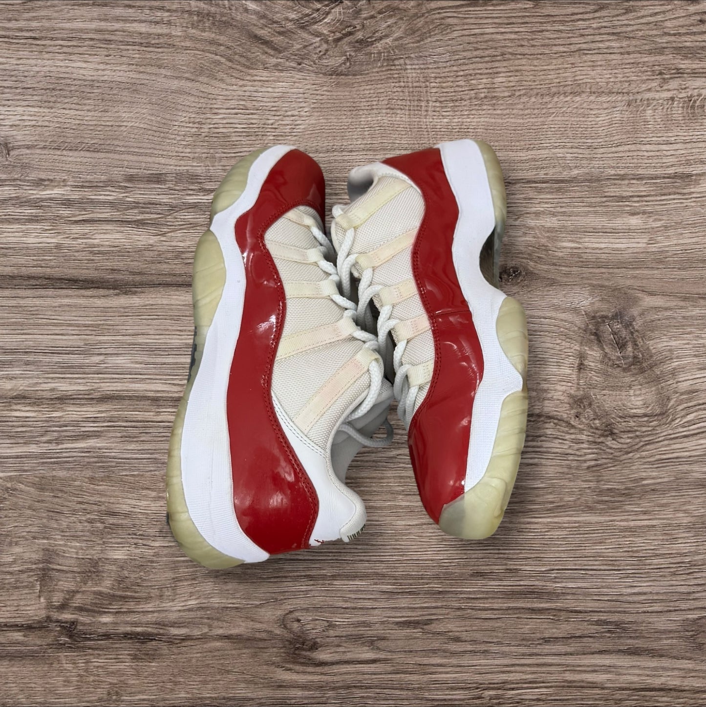 Jordan 11 Low Cherry Size 10.5 (528895 102)