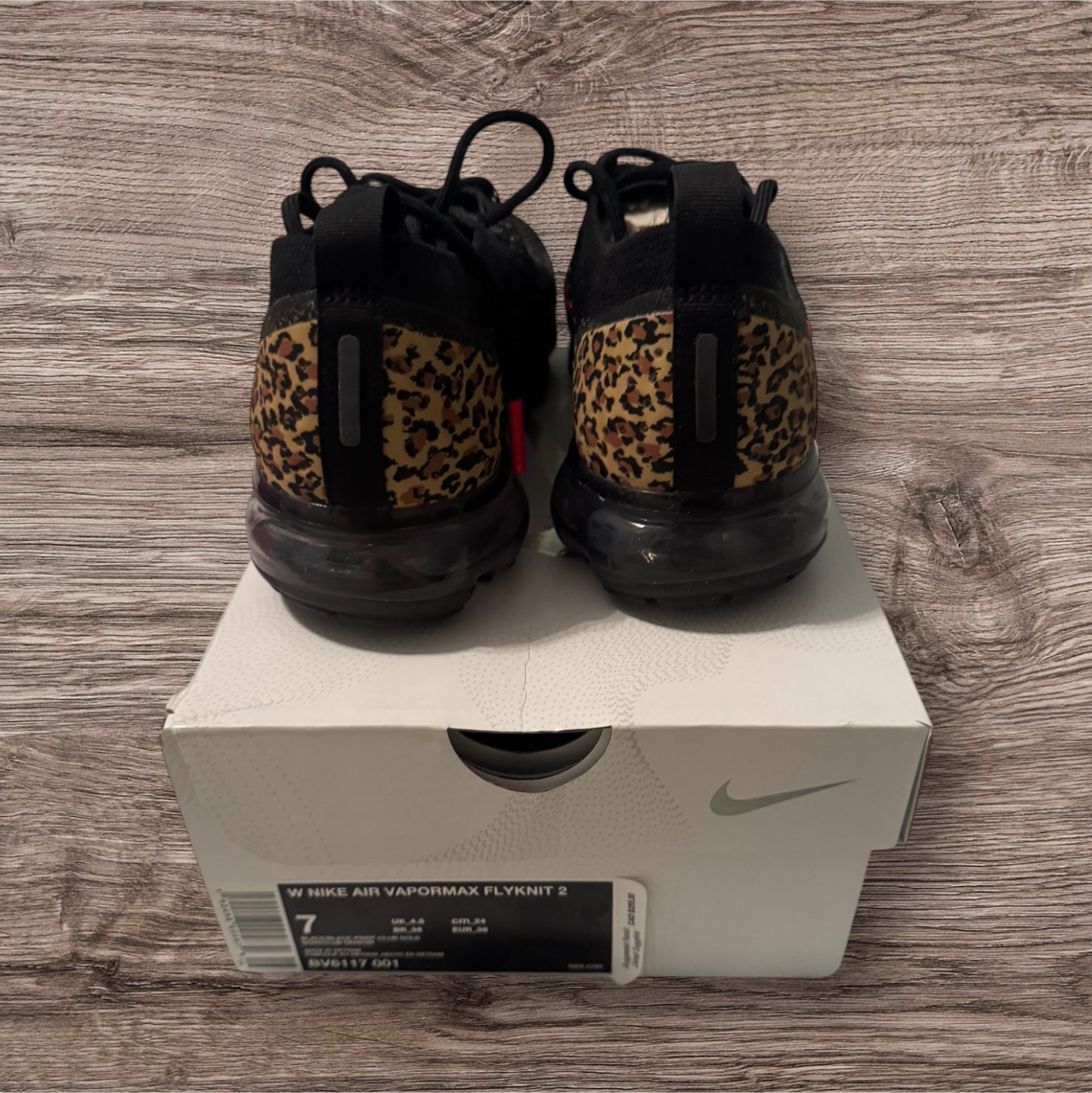 Woman Nike Vapormax 2 Cheetah Size 7 (BV6117 001)