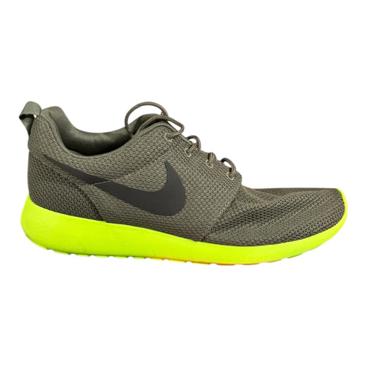 Nike Rosherun Volt Size Size 9 (511881 307)