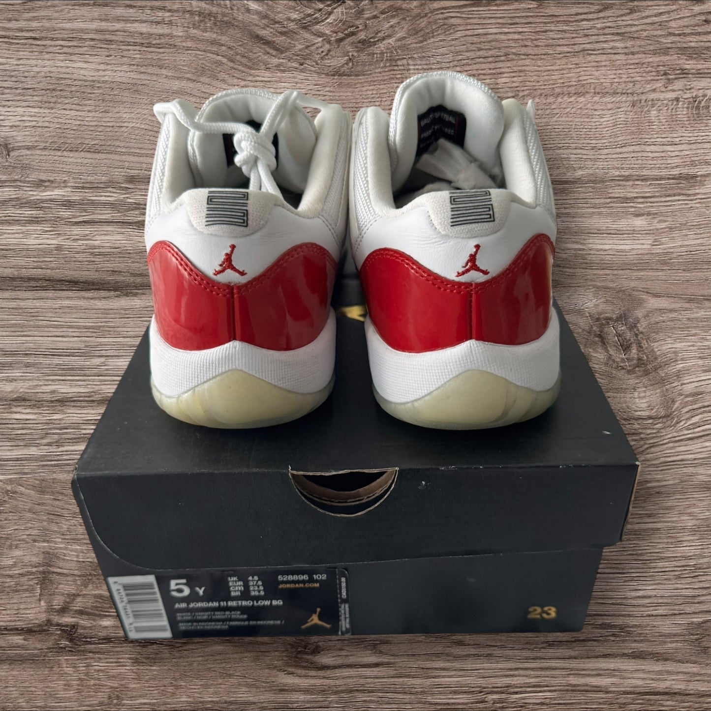 GS Jordan 11 Low Cherry Size 5Y (528896 102)