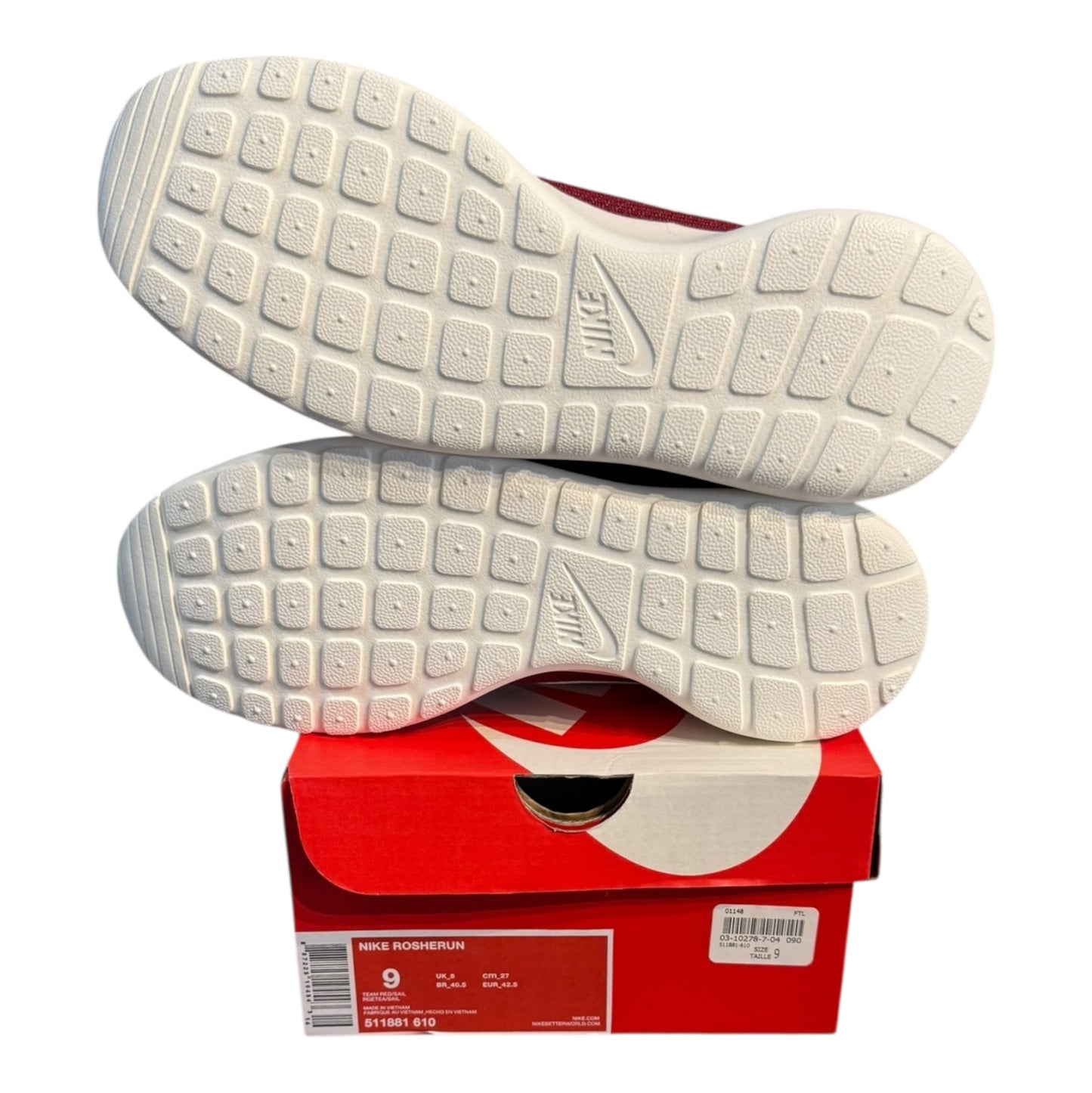 DS Nike Rosherun Burgundy Size 9 (511881 610)