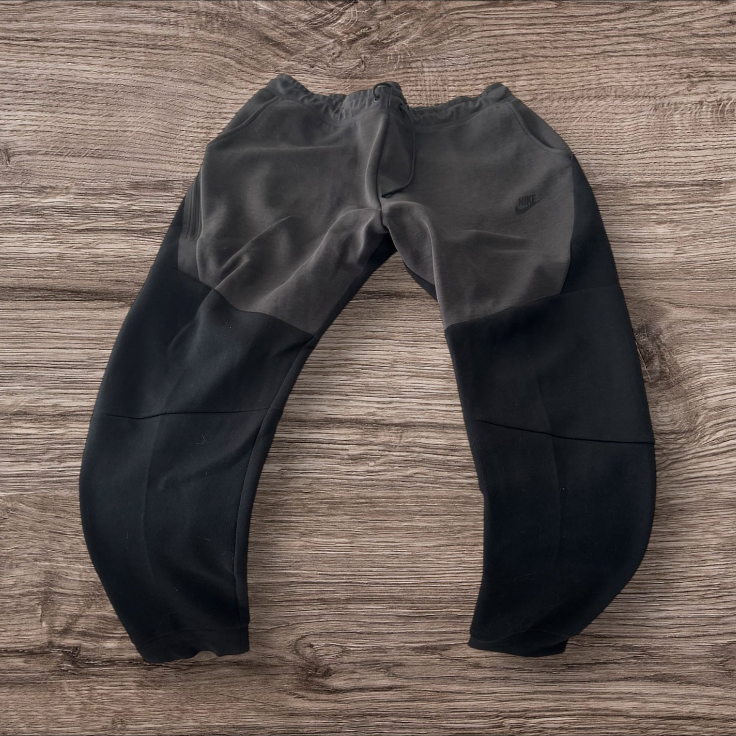 Nike Tech Fleece Black/Grey Pants Size L