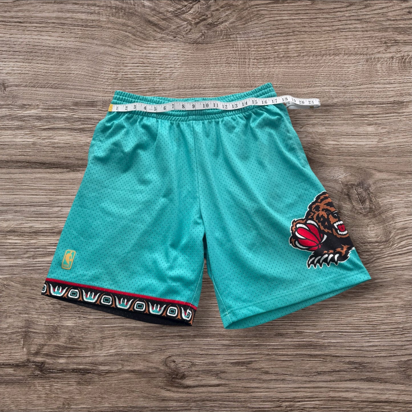 Mitchell & Ness Grizzlies Shorts Size L