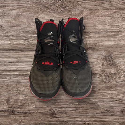 Nike LeBron 19 Bred Size 11 (CZ0203 001)
