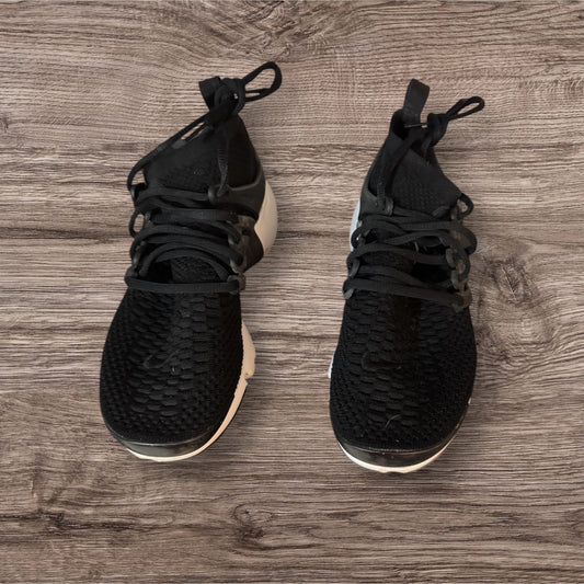Woman Nike Presto Ultra Flyknit Size 7W (No Box 835738-001)