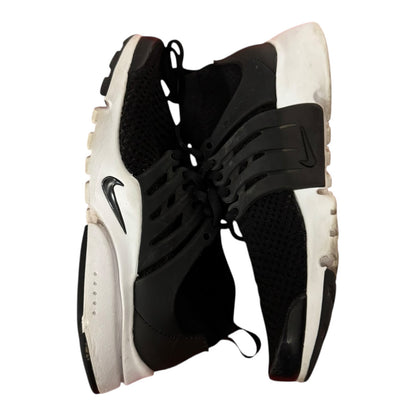 Woman Nike Presto Ultra Flyknit Size 7W (No Box 835738-001)