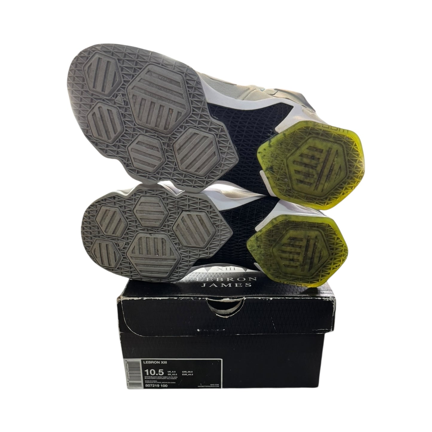 Nike LeBron 13 Commander Force Size 10.5 (807219 100)