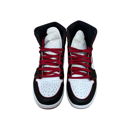 Jordan 1 Bloodline Size 10.5 (555088-062)