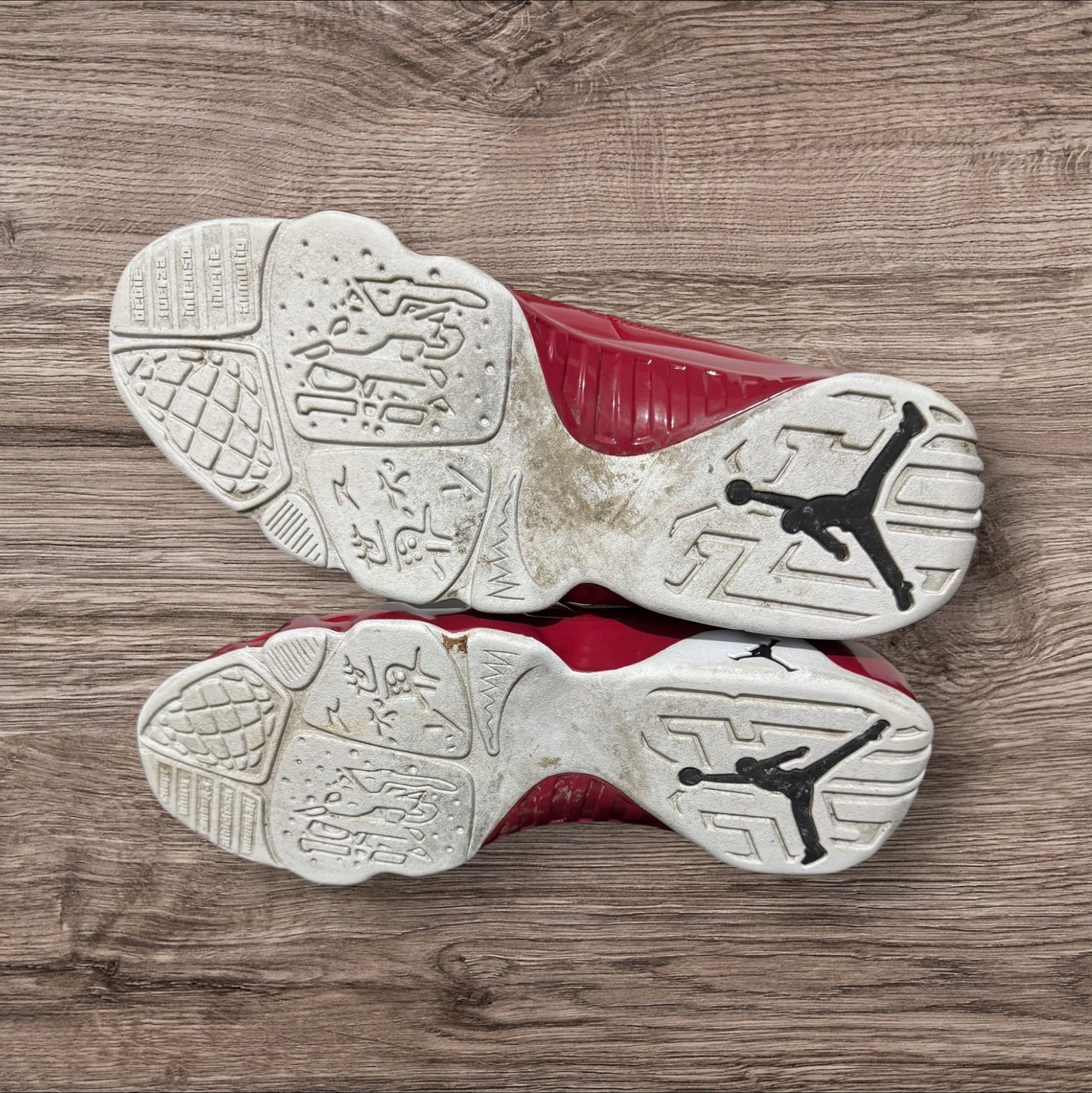 Jordan 9 Gym Red Size 10.5 (302370 160)