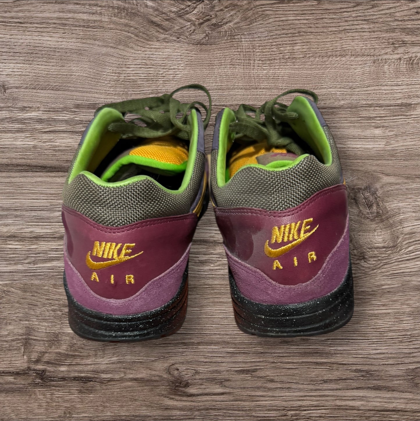 Nike Air Max 1 Premium Size 10.5 (309717 071)