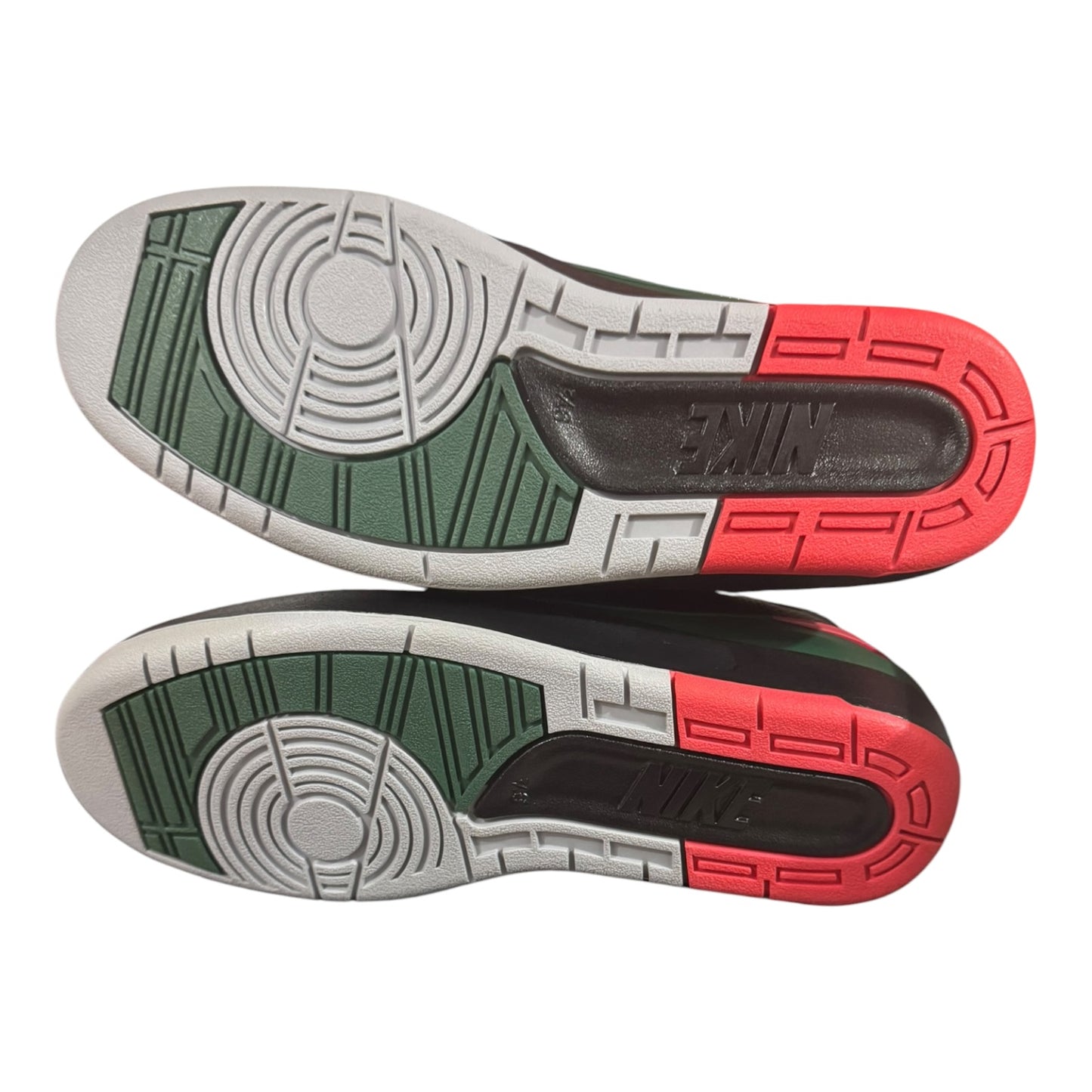 Jordan 2 Low Christmas Size 9.5 (DV9956-006)