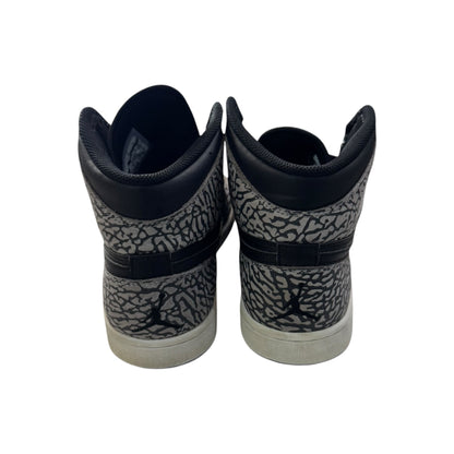 Jordan 1 Un-Supreme Size 9 (839115-013)