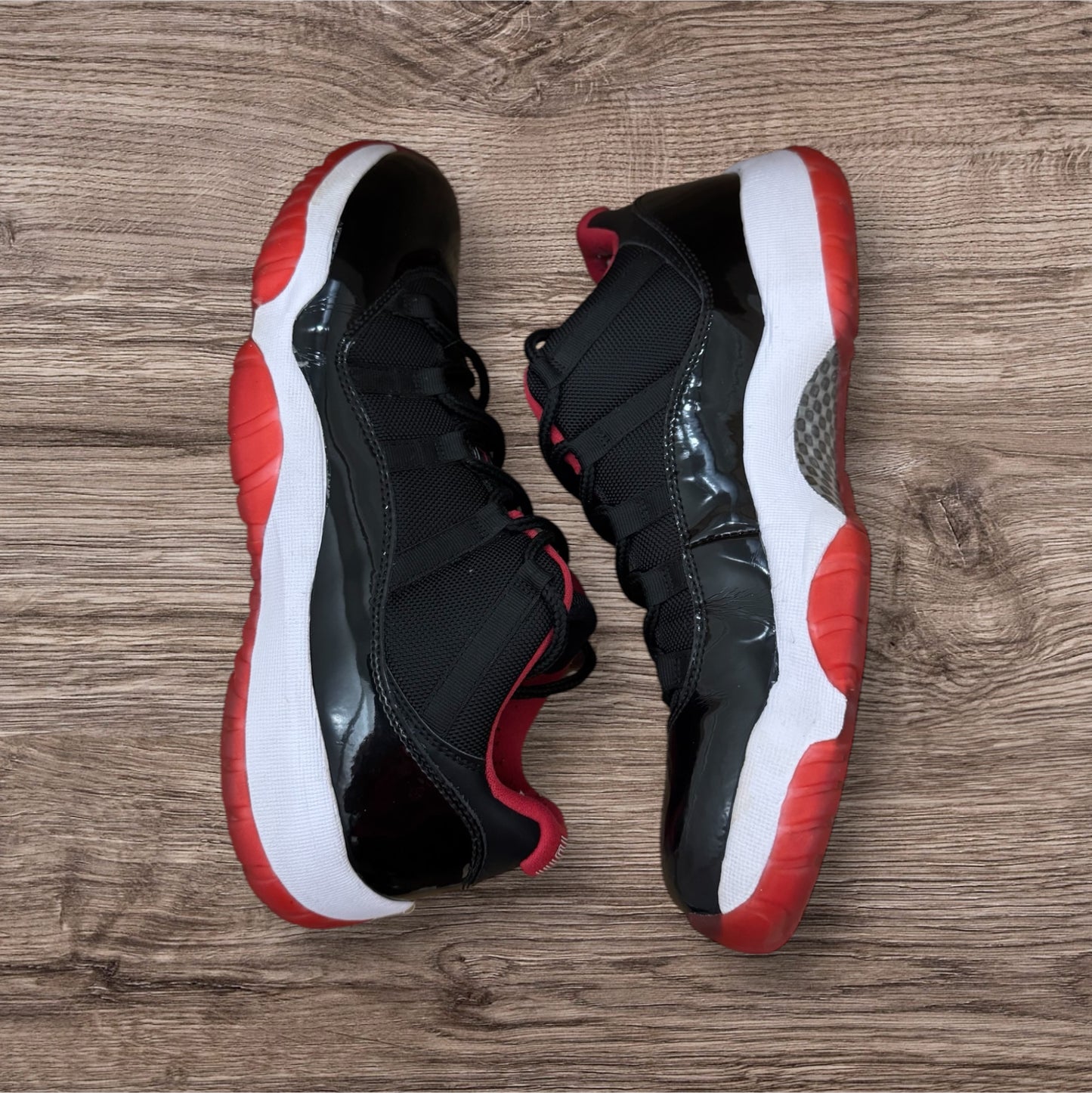 Jordan 11 Low Bred 2015 No Box Size 11 (528895-012)