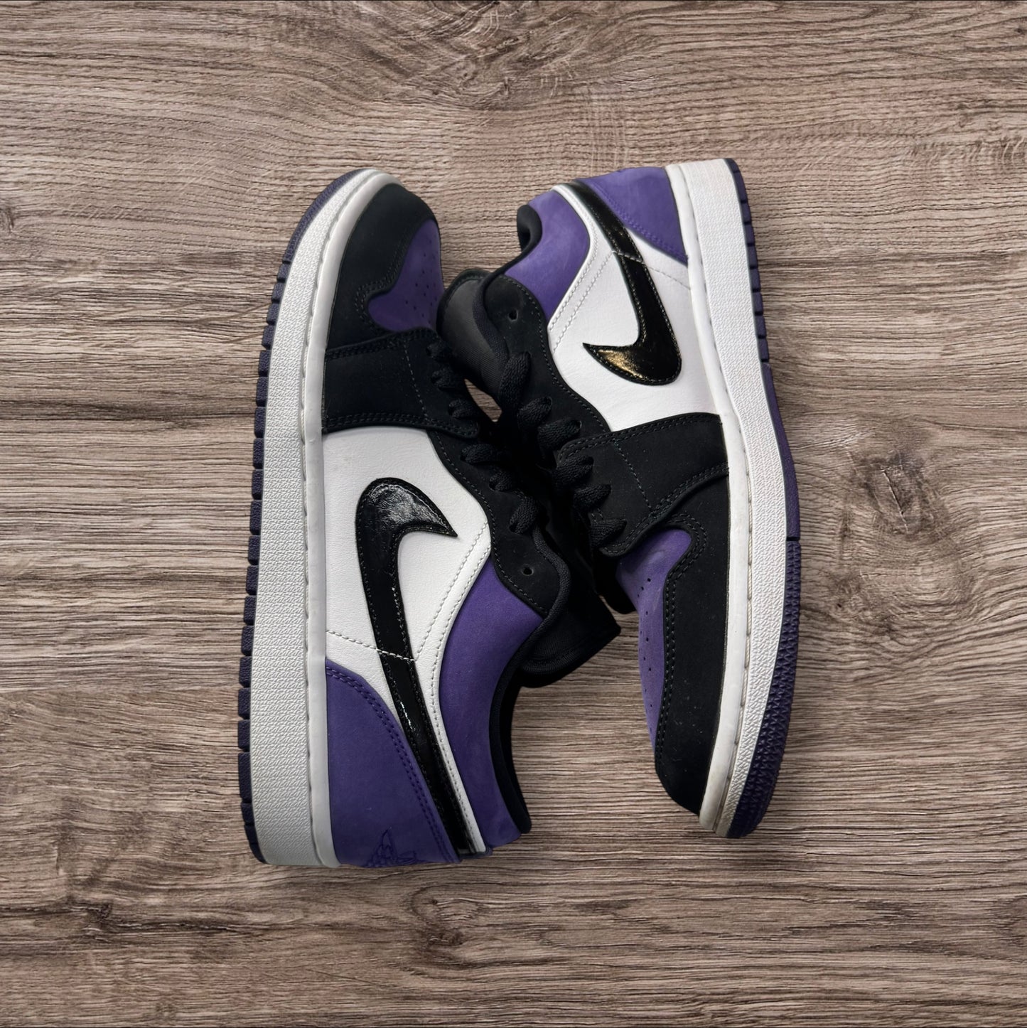 Jordan 1 Low Court Purple Size 10 (553558-125)