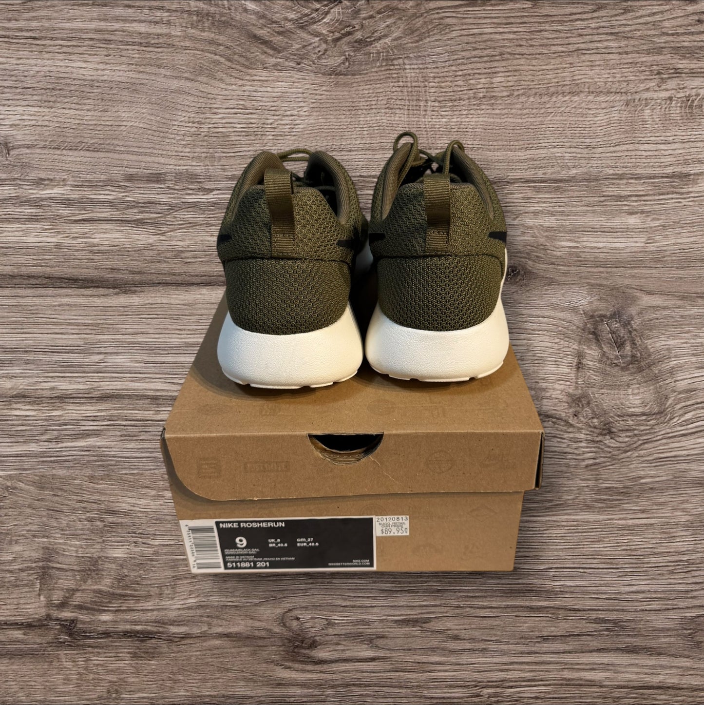 Nike Rosherun Iguana Size 9 (511881 201)