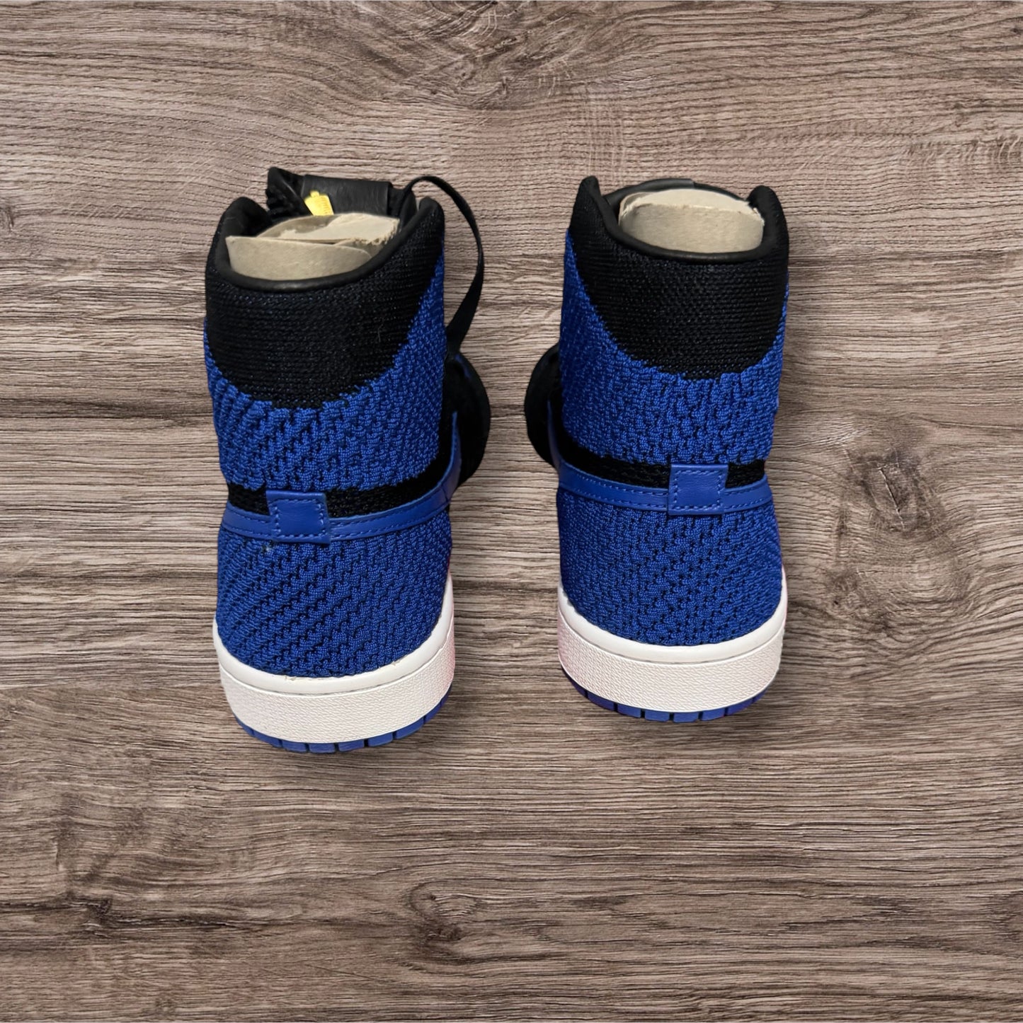 DS Jordan 1 High Flyknit Royal Size 9.5 (919704 006)