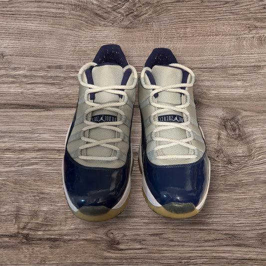 Jordan 11 Low Georgetown No Box Size 11.5 (No Box 528895-007)