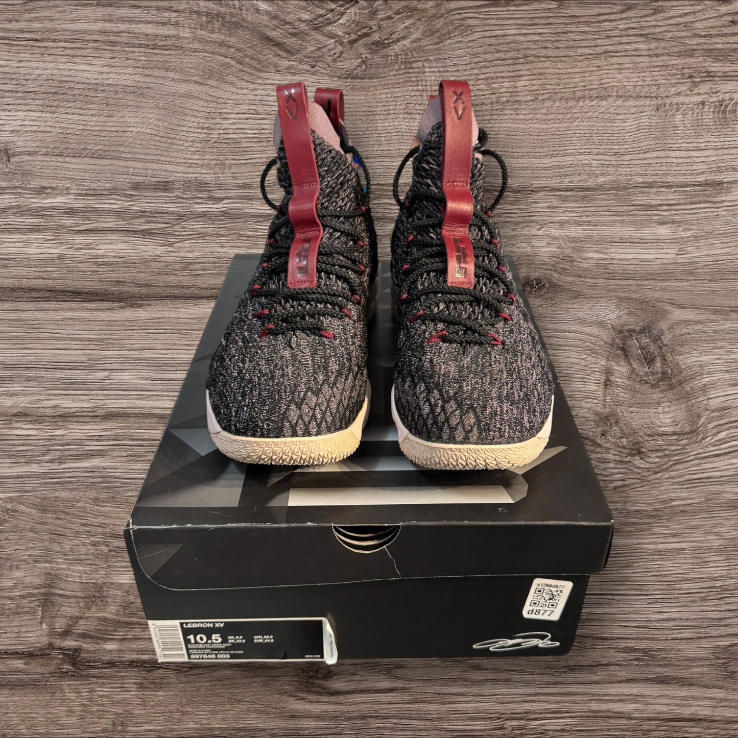 Nike LeBron 15 Pride of Ohio Size 10.5 (897648-003)